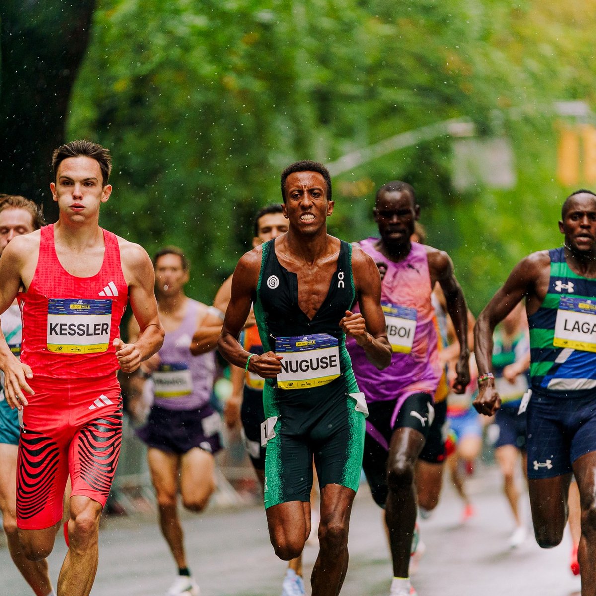 Runners at the 2025 5th Ave Mile