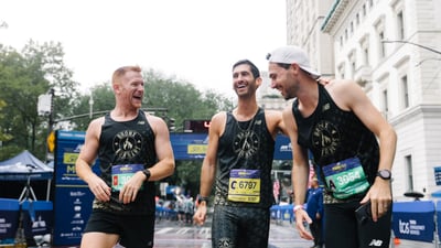 Runners at the 2025 5th Ave Mile