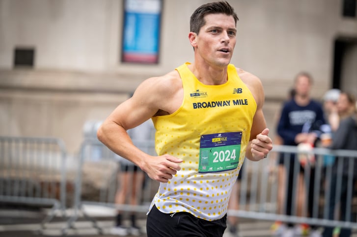 Broadway star Jordan Litz wins the inaugural Broadway Mile