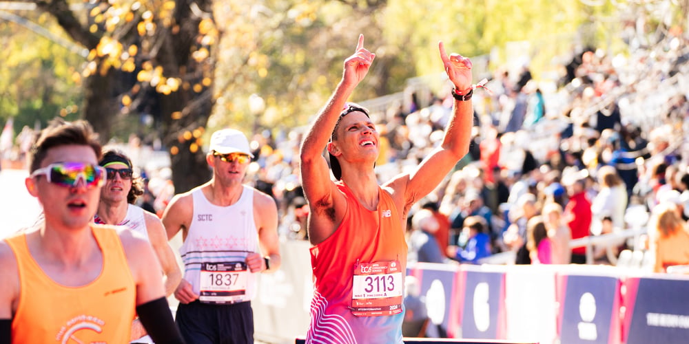 2024 TCS NYC Marathon runners approaching finish line
