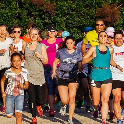 A group photo of Open Run at Brooklyn Bridge Park