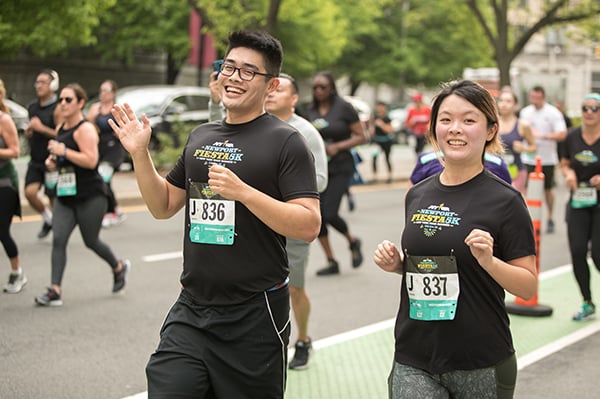 Two runners at 2019 NYRR Newport 5K