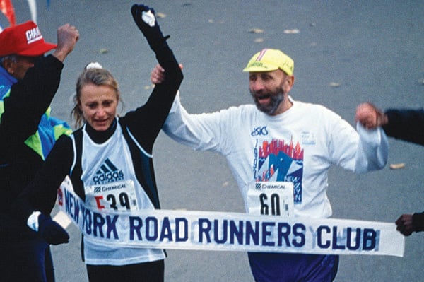 Grete Waitz and Fred Lebow finishing 1992 NYC Marathon