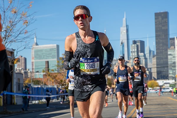 Thomas Eller 2021 TCS NYC Marathon on course