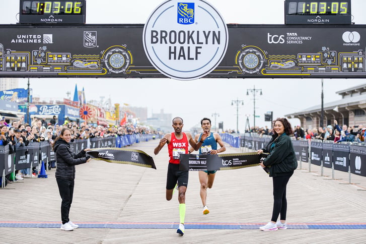 Men's close finish at 2023 RBC Brooklyn Half