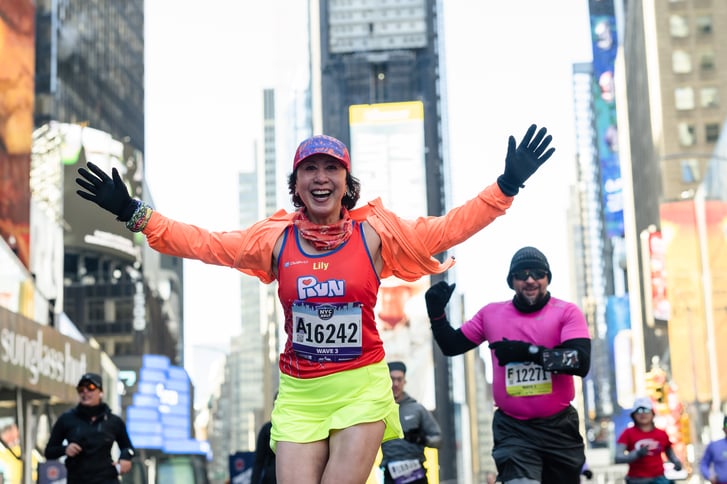 Runner in Times Square at 2023 United Airlines NYC Half