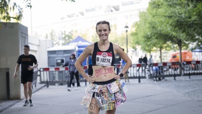 Tina Muir wearing a recycled skirt at 2023 New Balance Bronx 10 Mile
