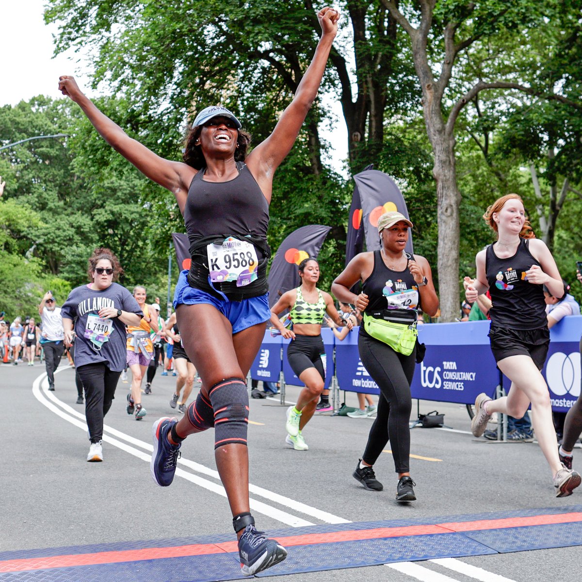 2022 Mastercard Mini 10K finish