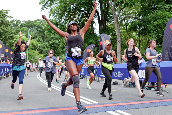 2022 Mastercard Mini 10K finish