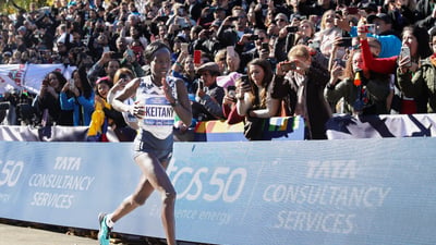 TCS NYC Marathon finish Mary Keitany