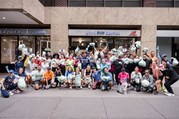 Plogging event at the RUNCENTER