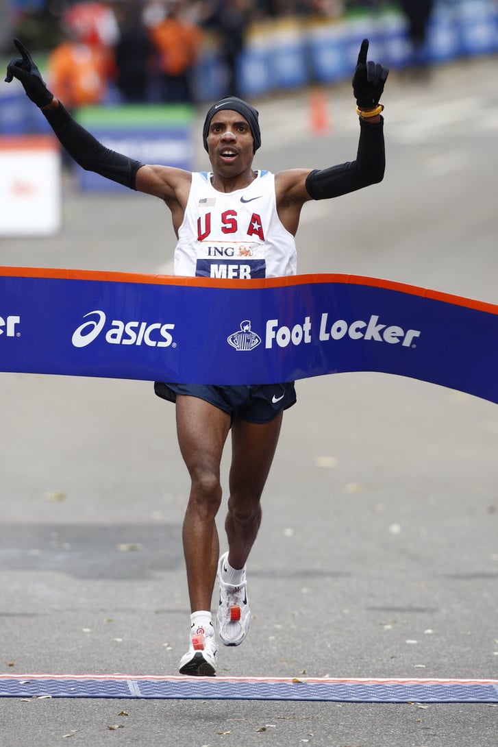 Meb Keflezighi winning the marathon in 2009
