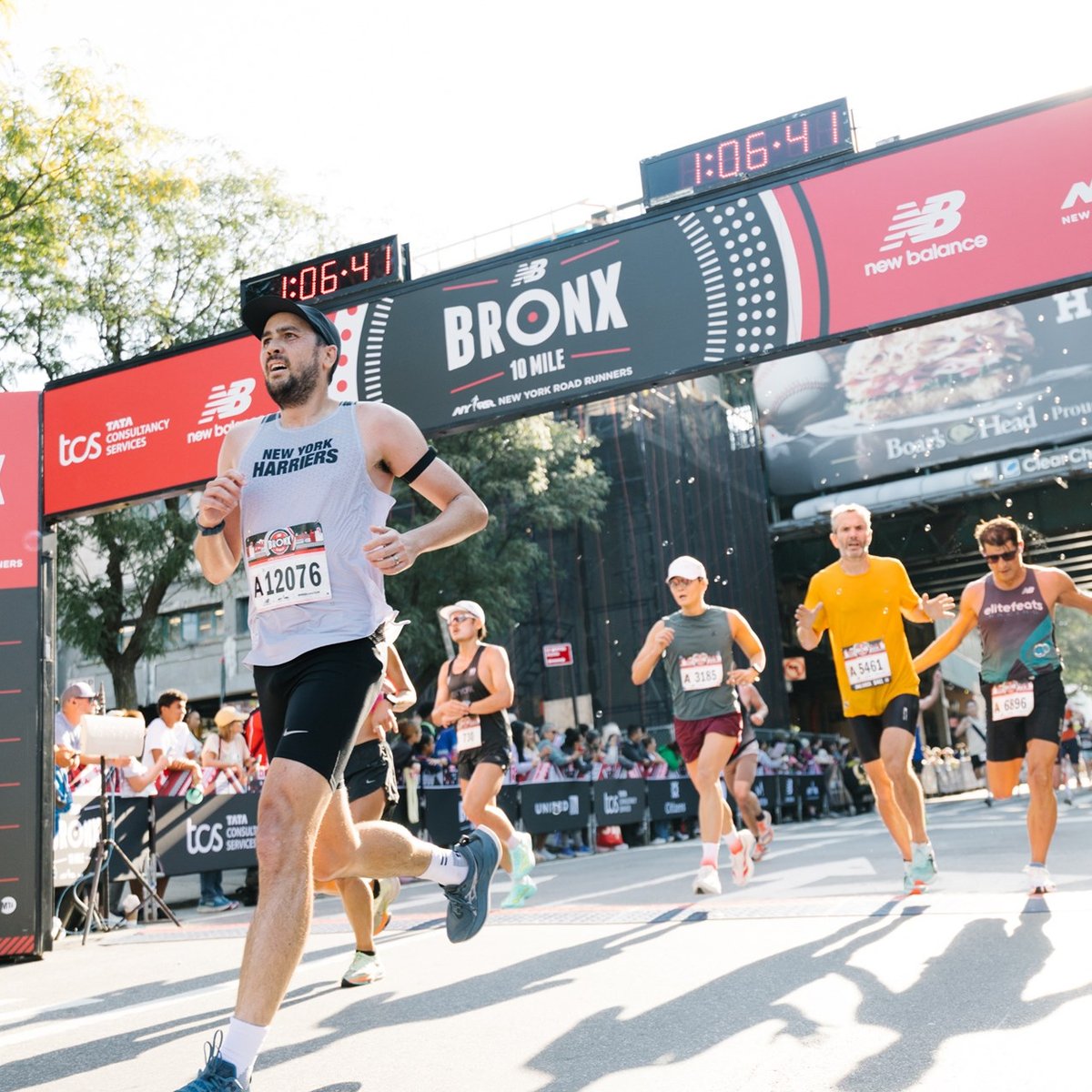 Runners at the 2025 New Balance Bronx 10M