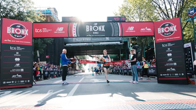 Runners at the 2025 New Balance Bronx 10M