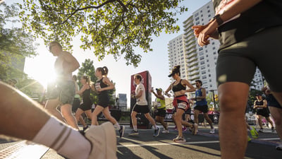 Runners at the 2025 New Balance Bronx 10M