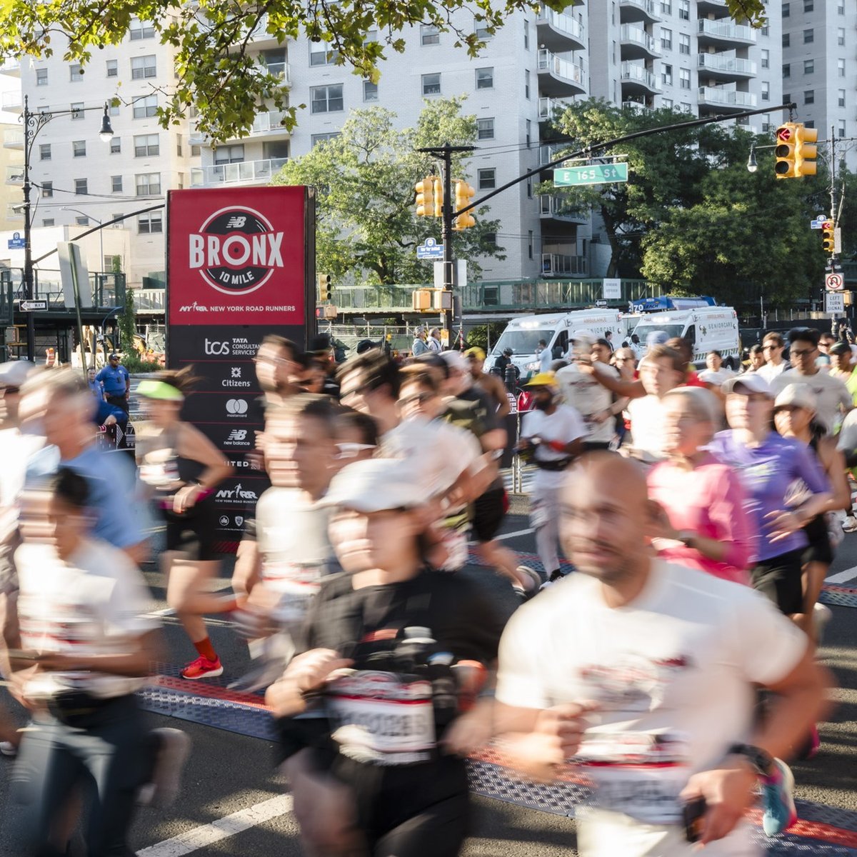 Runners at the 2025 New Balance Bronx 10M