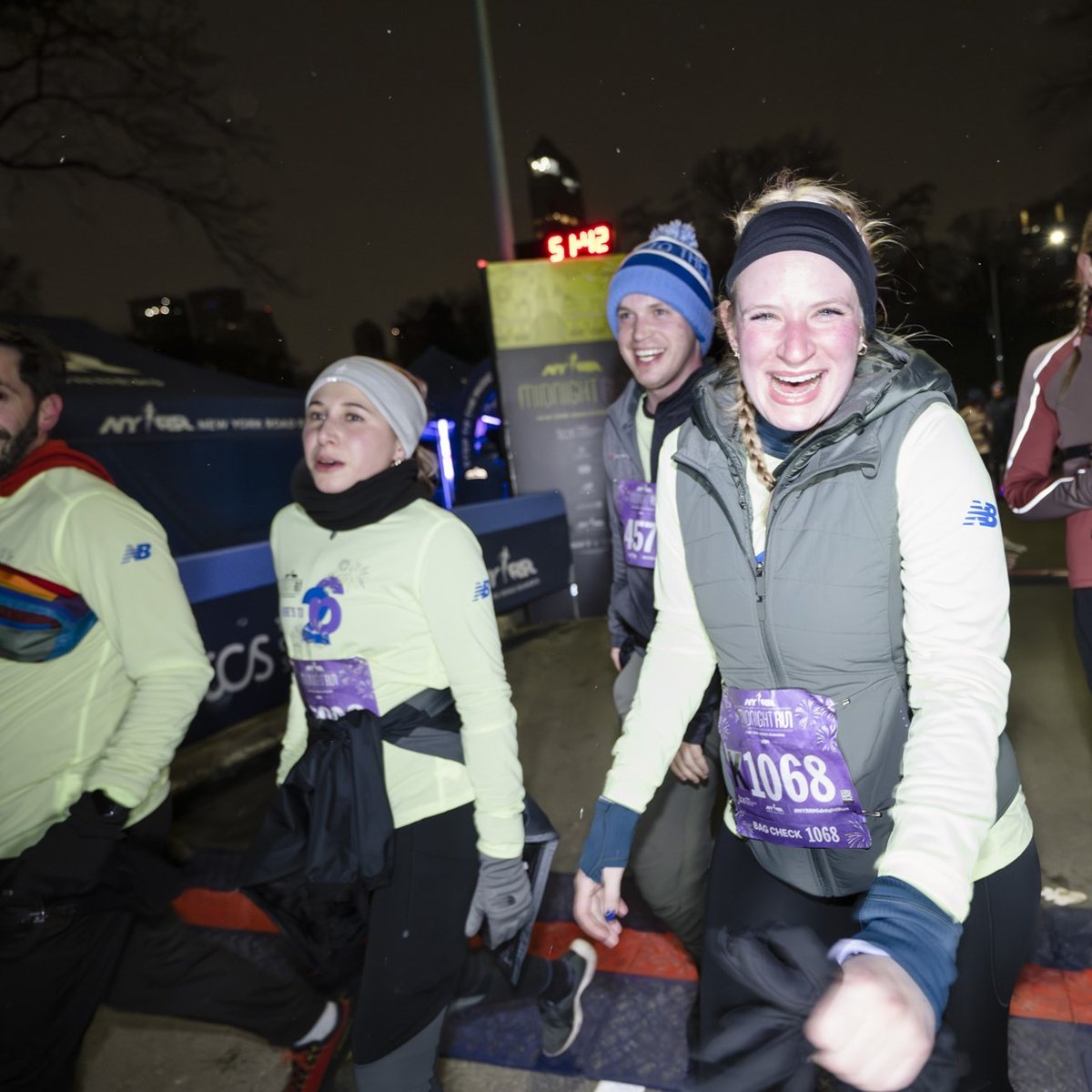 Runners at the 2025 NYRR Midnight Run