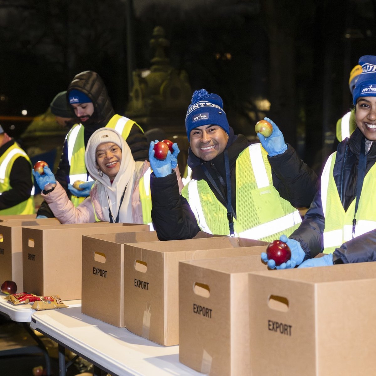 Runners at the 2025 NYRR Midnight Run