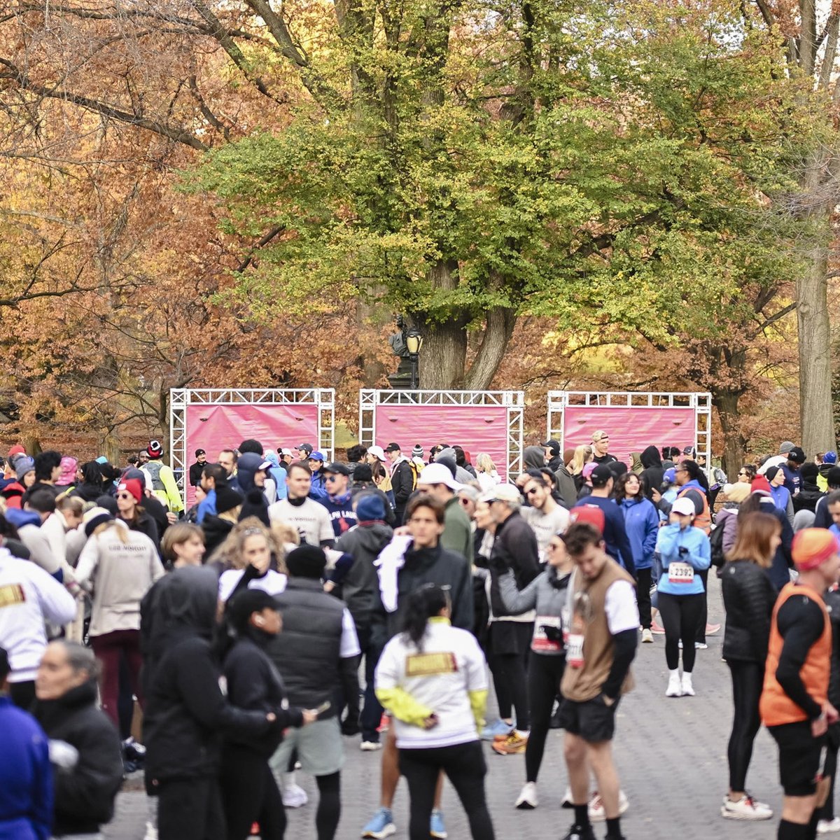 Runners at the 2025 Race to Deliver 4M to Benefit God's Love We Deliver
