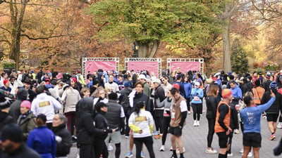 Runners at the 2025 Race to Deliver 4M to Benefit God's Love We Deliver
