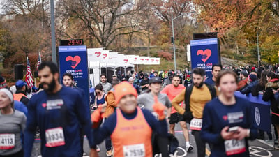 Runners at the 2025 Race to Deliver 4M to Benefit God's Love We Deliver