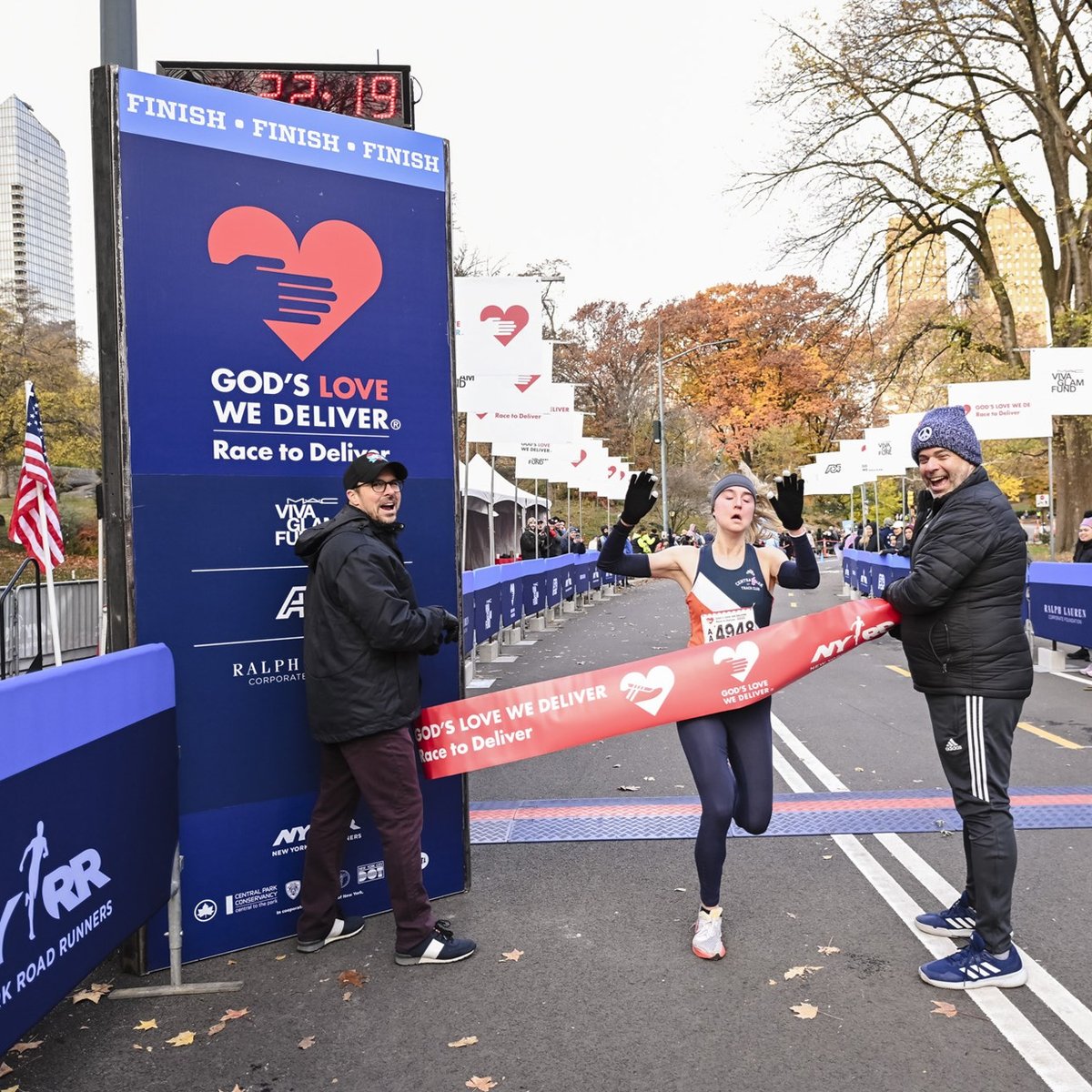 Runners at the 2025 Race to Deliver 4M to Benefit God's Love We Deliver