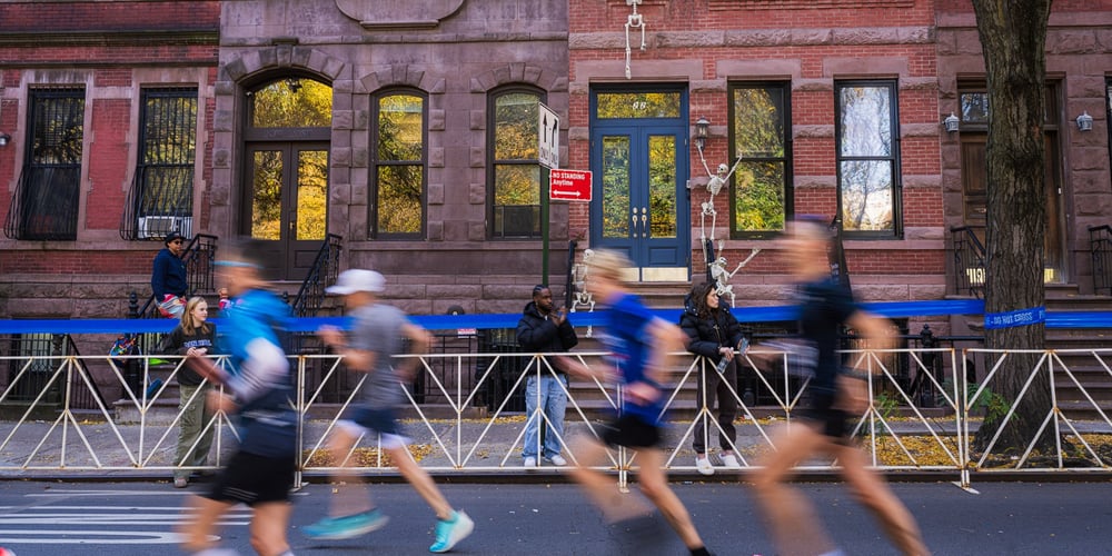 Blurry runners