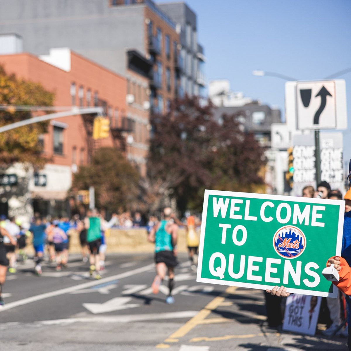 Welcome to Queens sign