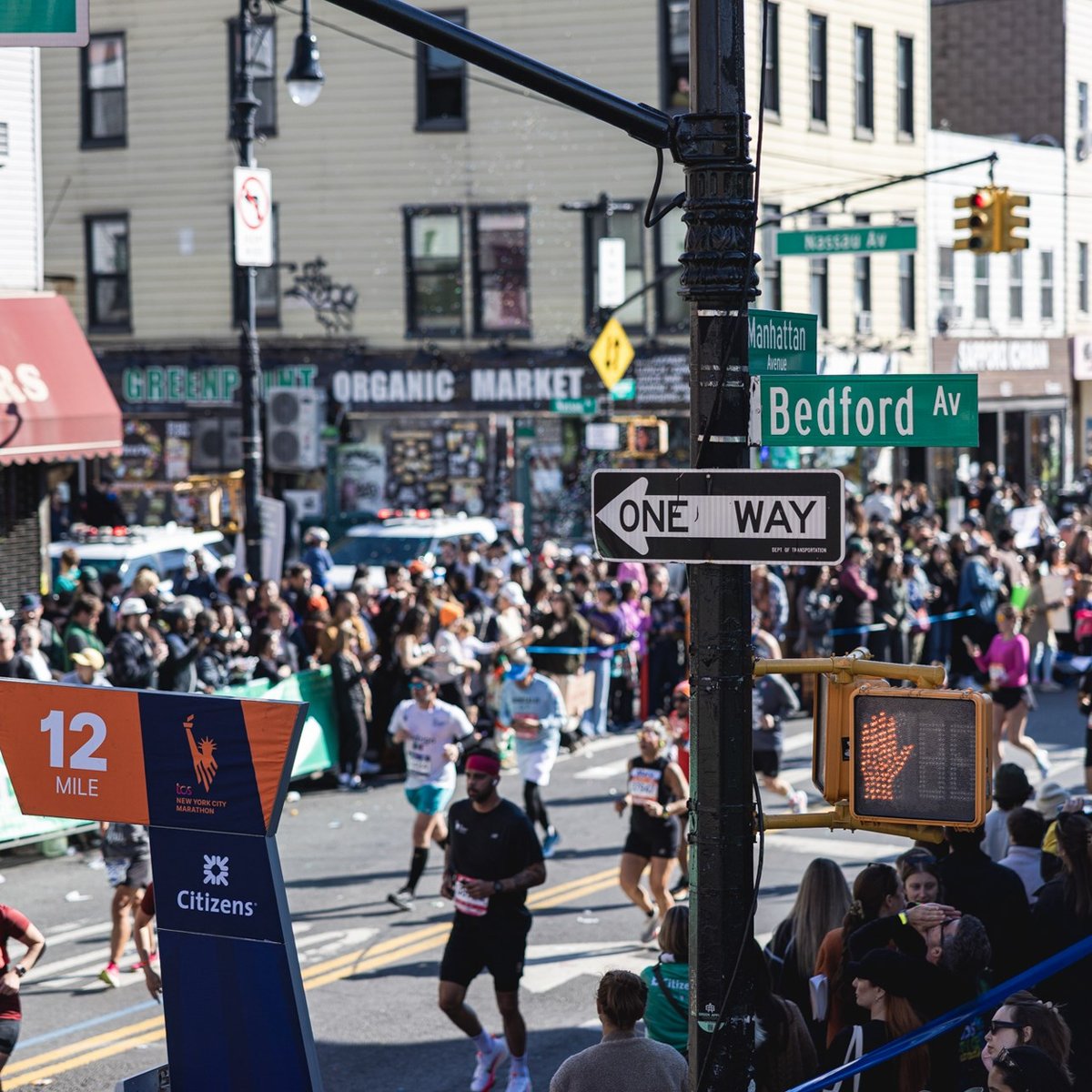 Runners on Bedford Ave
