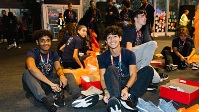 2025 TCS New York City Marathon New Balance Shoe Distribution
