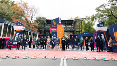 2025 TCS New York City Marathon Blue Line Painting