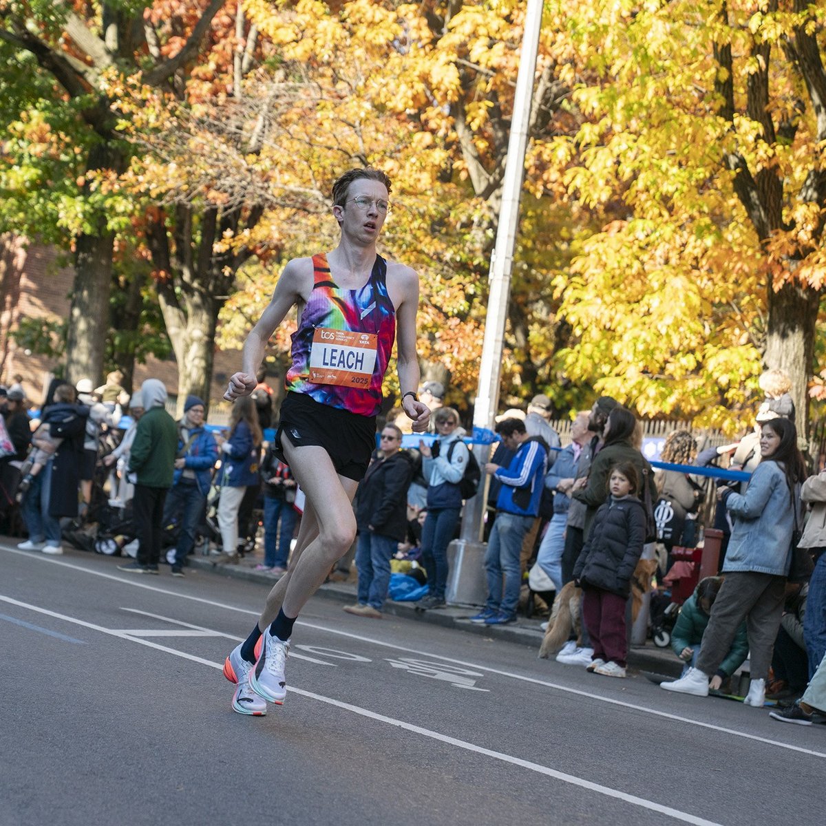 Pro runner Matt Leach nearing finish of 2025 TCS NYC Marathon