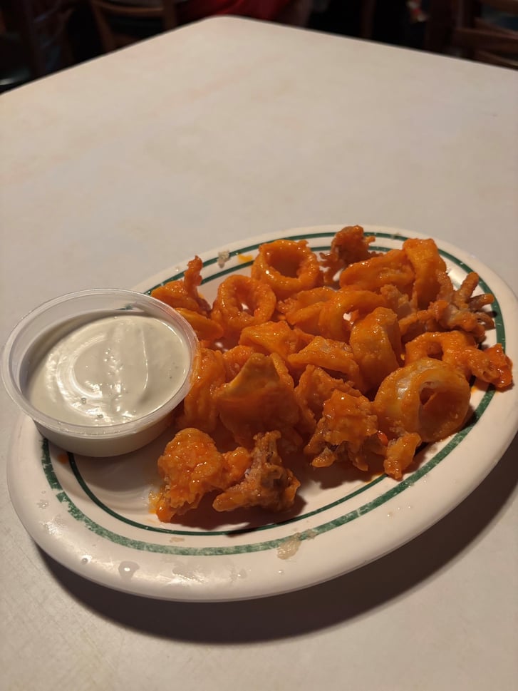 Lee's Tavern on Staten Island calamari