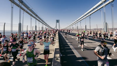 Marathon runners on the Verrazzano-Narrows Bridge