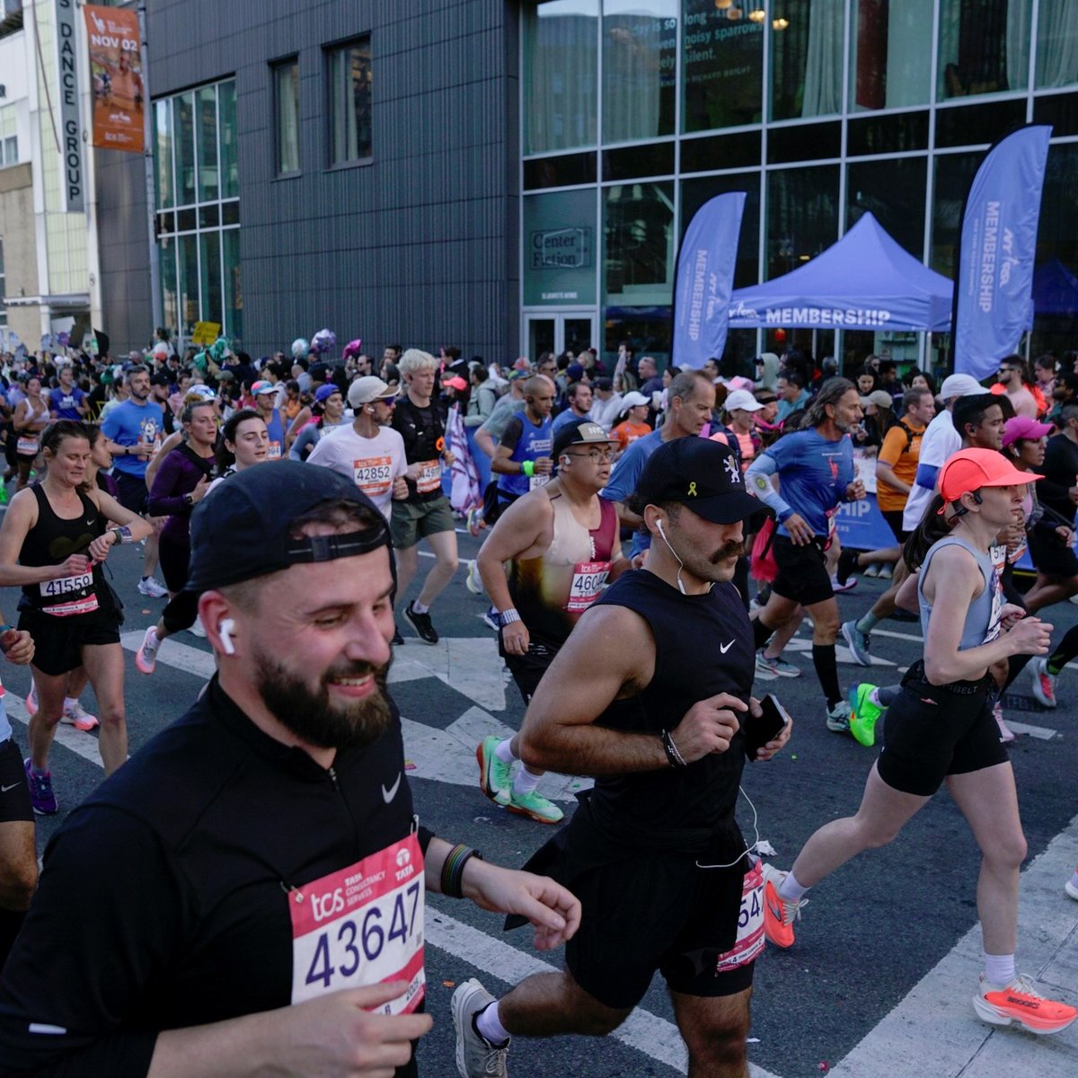 NYRR Membership Cheer Zone at the 2025 TCS New York City Marathon