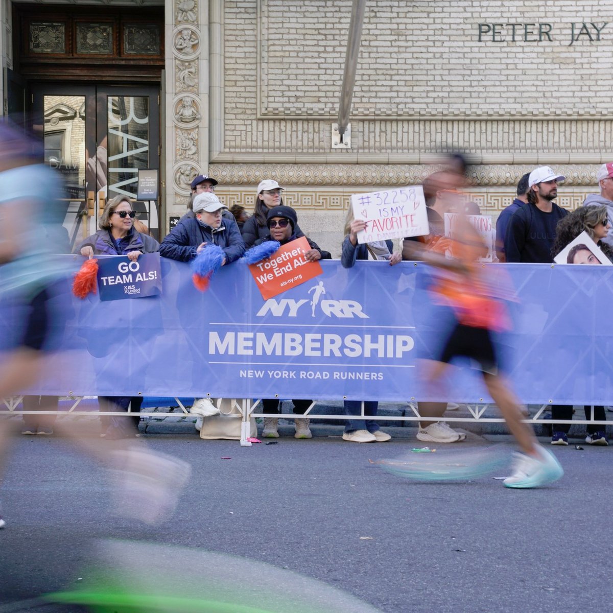 NYRR Membership Cheer Zone at the 2025 TCS New York City Marathon