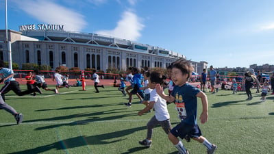 Rising New York Road Runners at the NB Bronx 10M