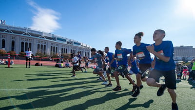 Rising New York Road Runners at the NB Bronx 10M