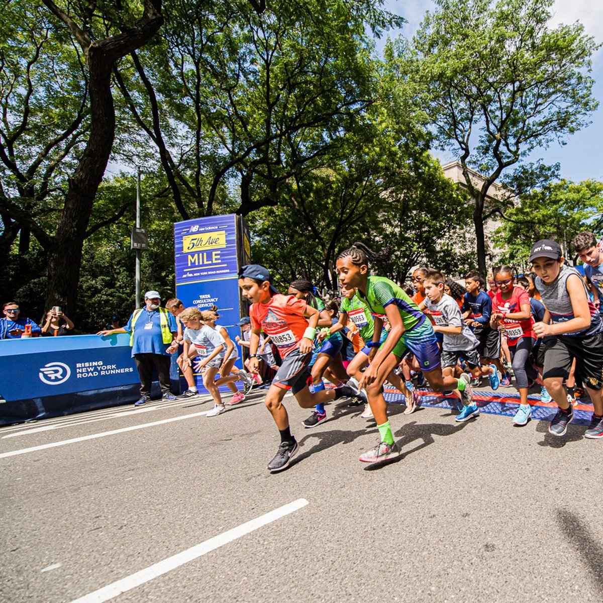 Rising New York Road Runners at the New Balance 5th Avenue Mile
