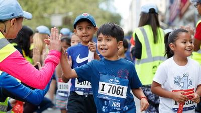Rising New York Road Runners at the New Balance 5th Avenue Mile