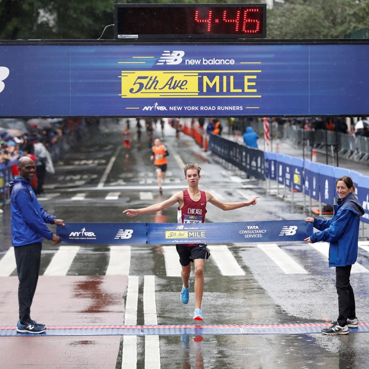 Rising New York Road Runners at the New Balance 5th Ave Mile
