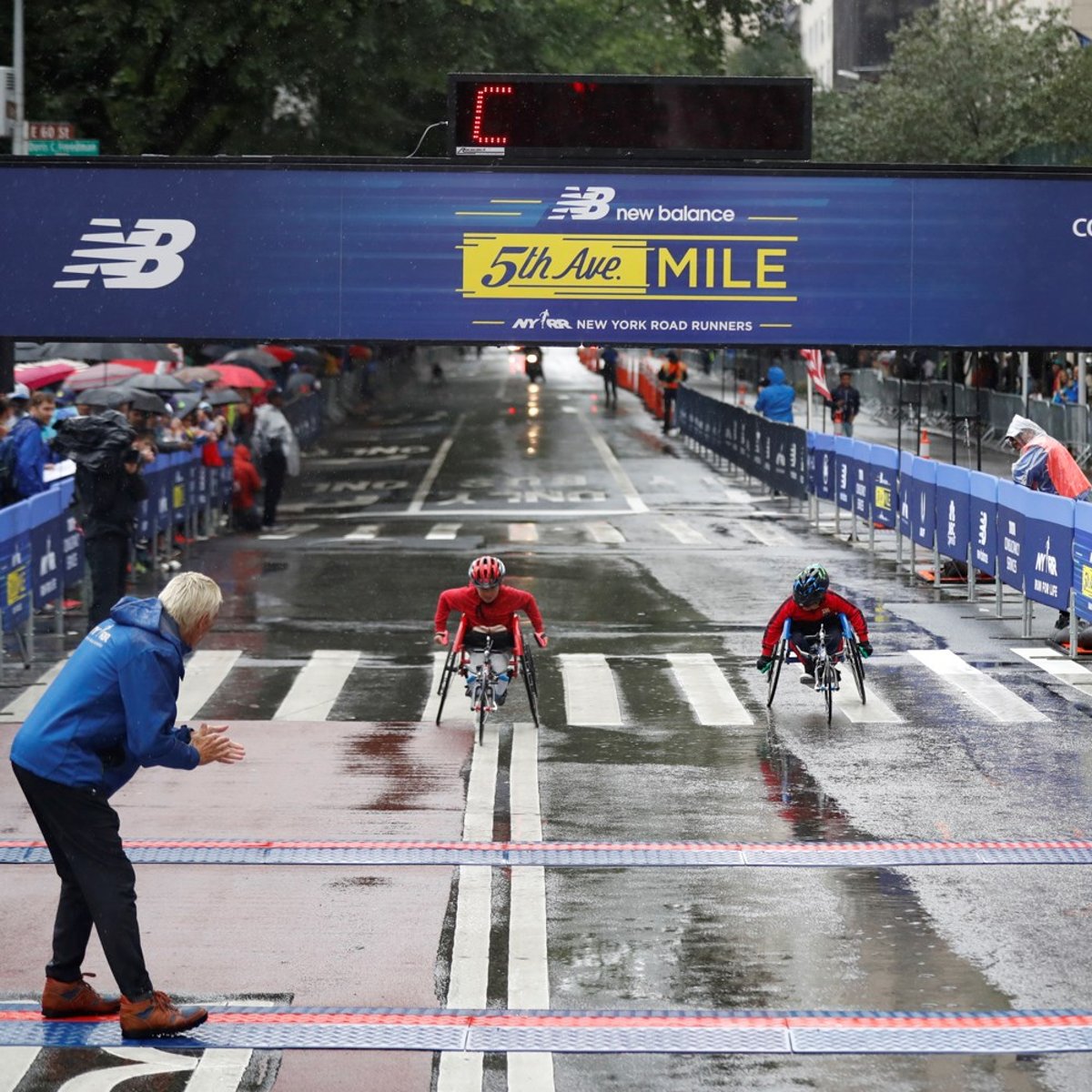 Rising New York Road Runners at the New Balance 5th Ave Mile