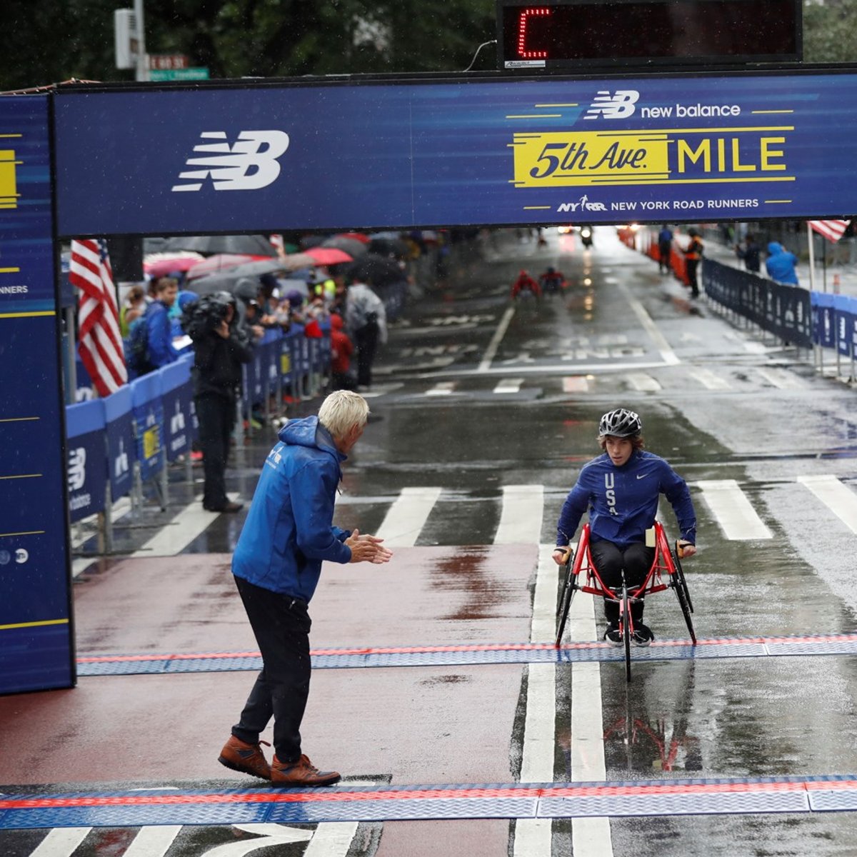 Rising New York Road Runners at the New Balance 5th Ave Mile