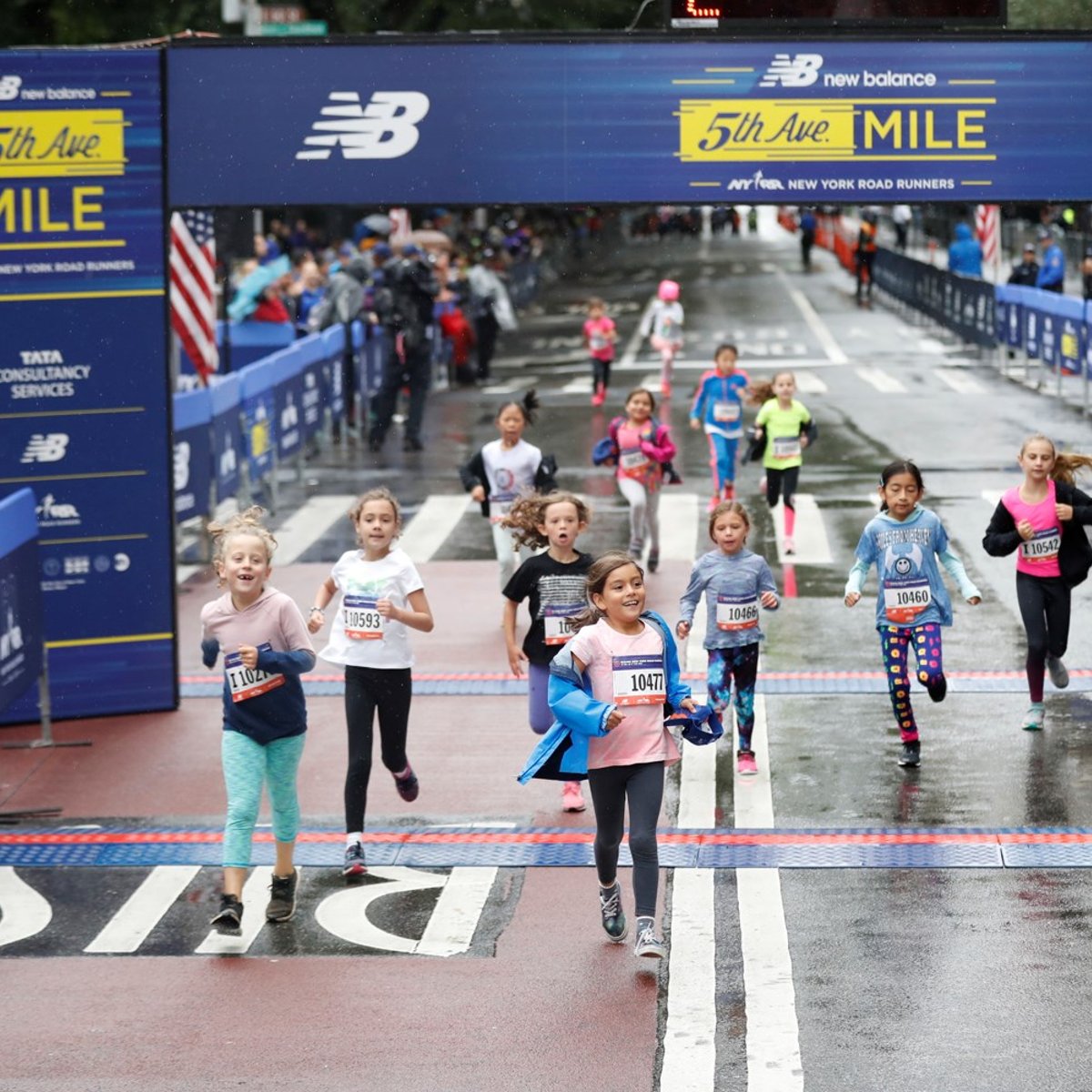 Rising New York Road Runners at the New Balance 5th Ave Mile