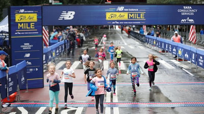 Rising New York Road Runners at the New Balance 5th Ave Mile