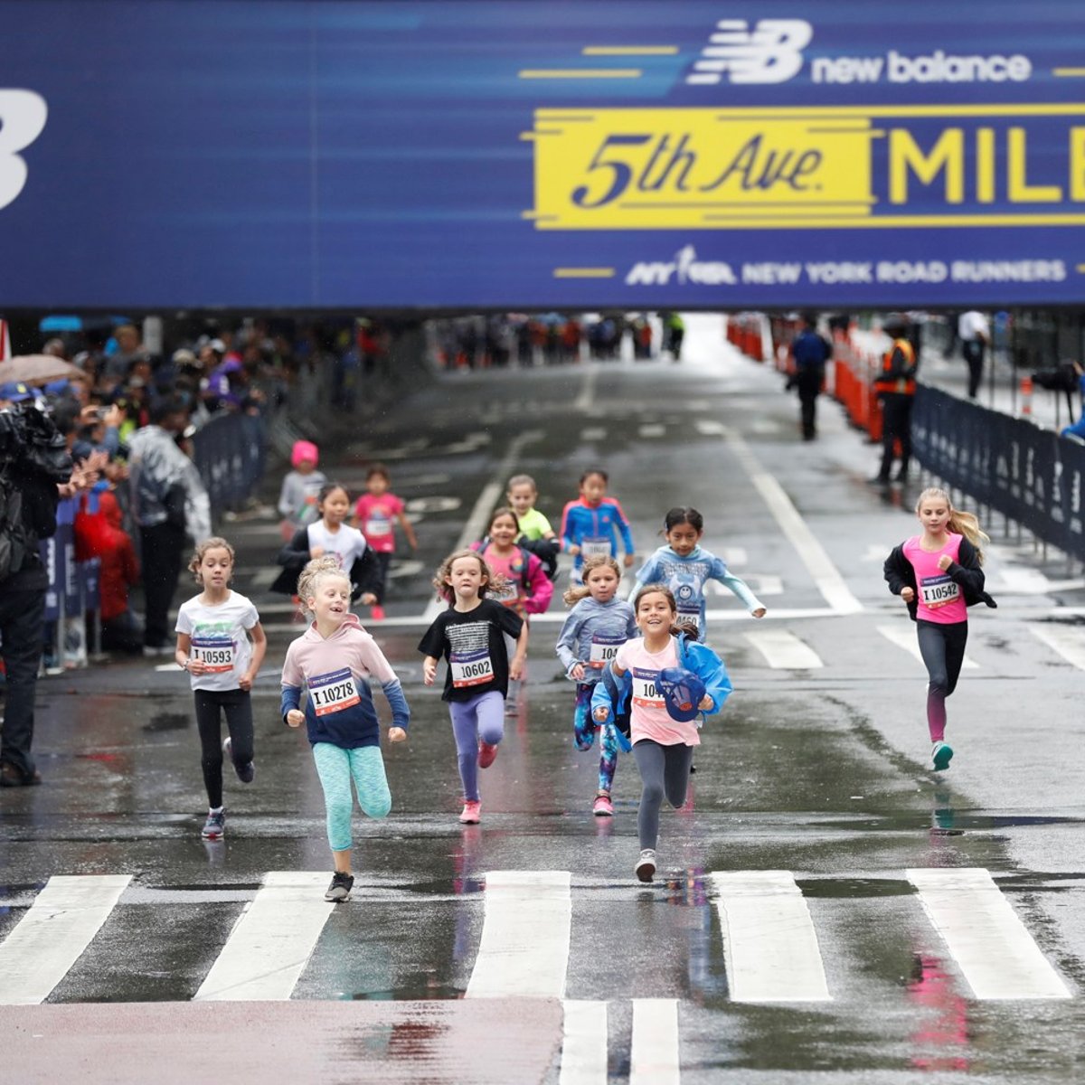Rising New York Road Runners at the New Balance 5th Ave Mile