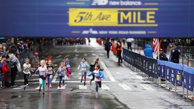 Rising New York Road Runners at the New Balance 5th Ave Mile
