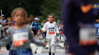 Rising New York Road Runners at the New Balance 5th Ave Mile