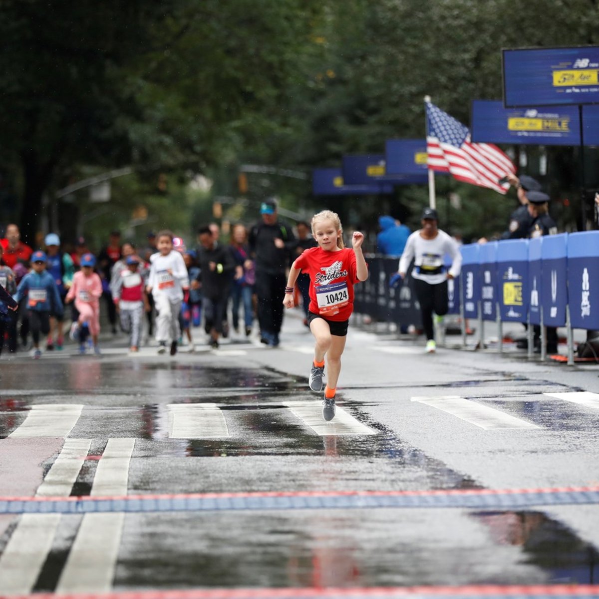 Rising New York Road Runners at the New Balance 5th Ave Mile