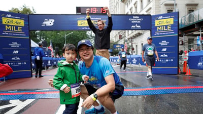Rising New York Road Runners at the New Balance 5th Ave Mile